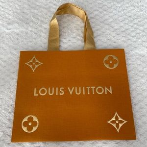 Louis Vuitton shopping bag ✨limited edition✨